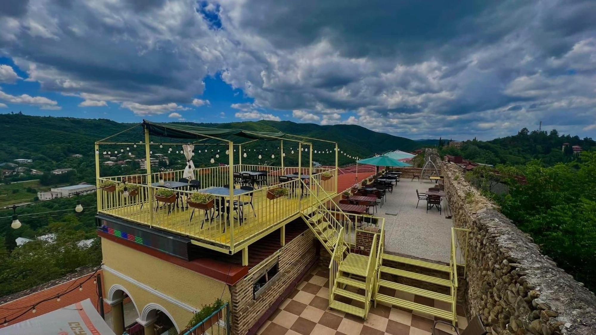 Burji Guest House Sighnaghi Bagian luar foto