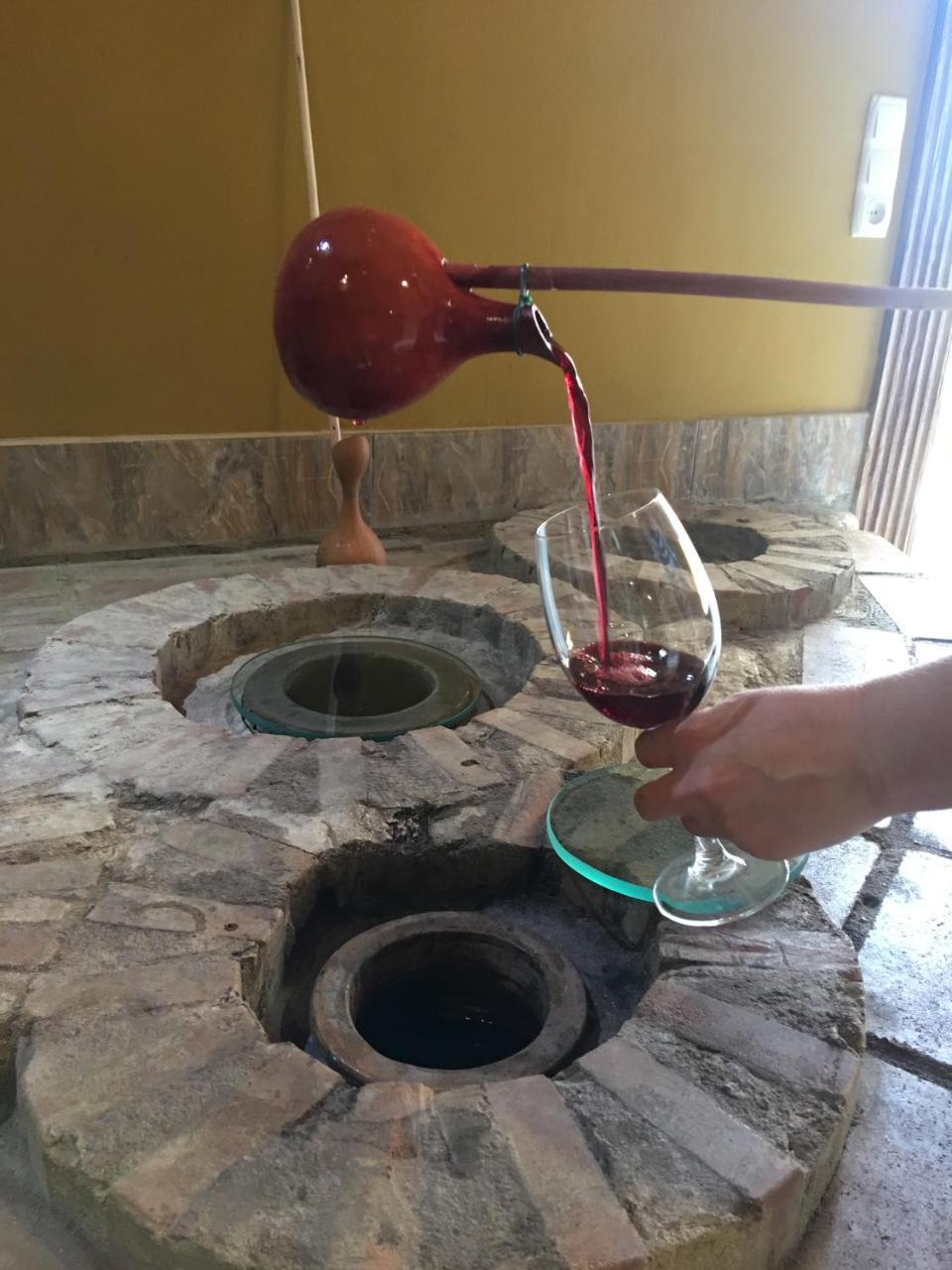 Burji Guest House Sighnaghi Bagian luar foto